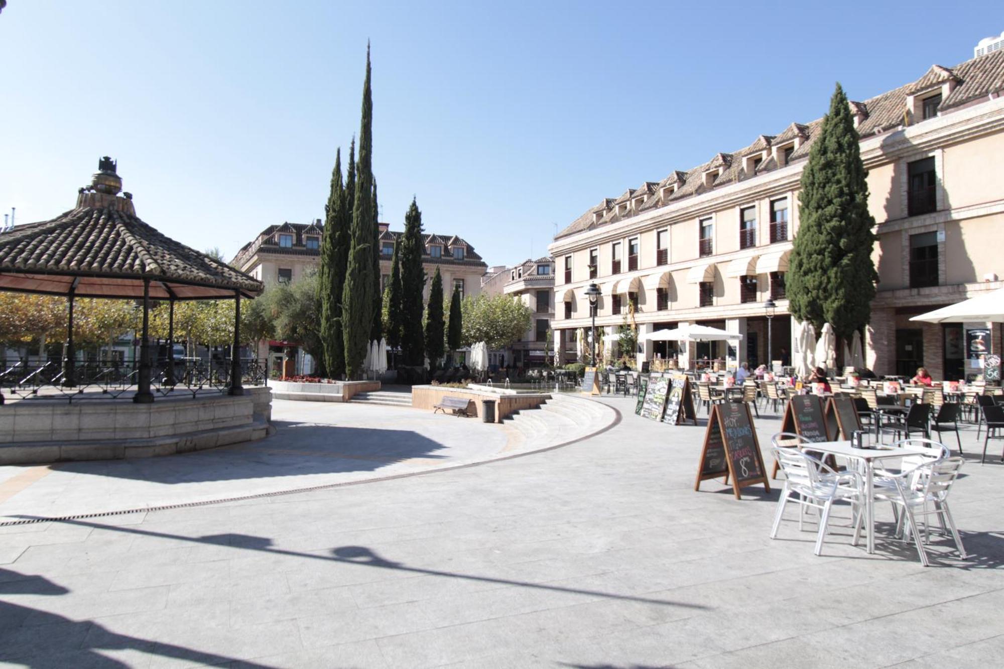 Apartamento Plaza Espana Las Rozas Екстер'єр фото